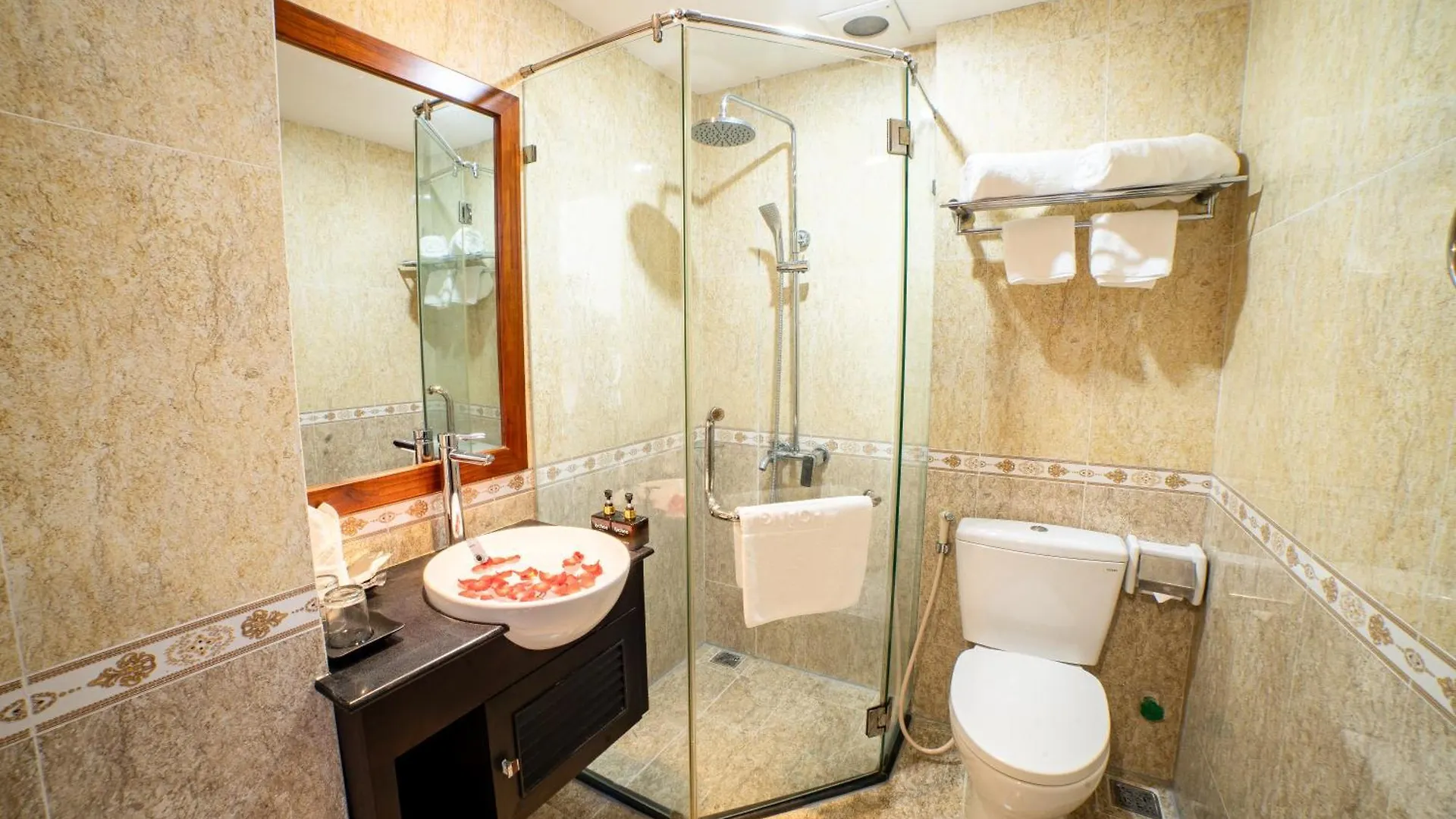 Lychees' Hotel Da Nang Vietnam