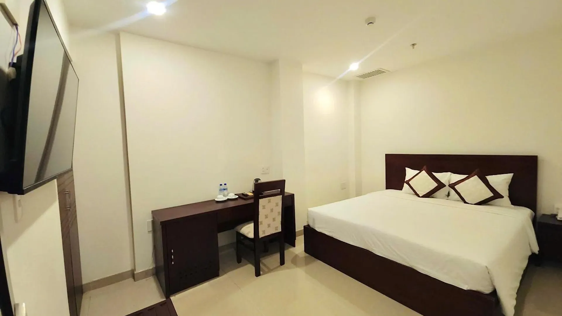 Lychees' Hotel Da Nang