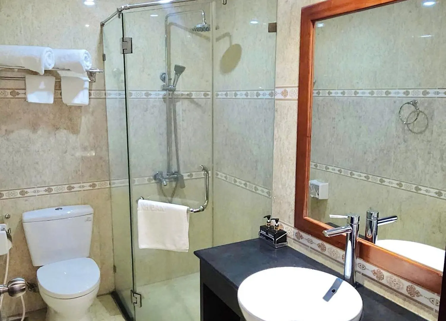 Lychees' Hotel Da Nang 0*,